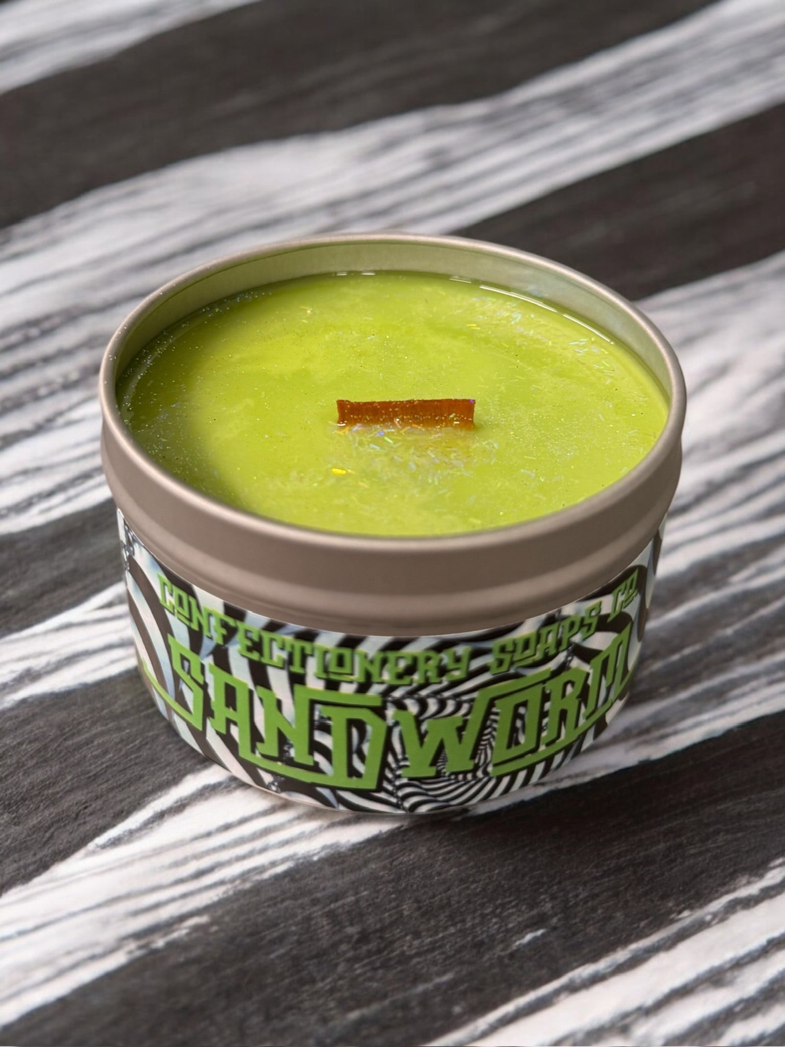 Sandworm Candle