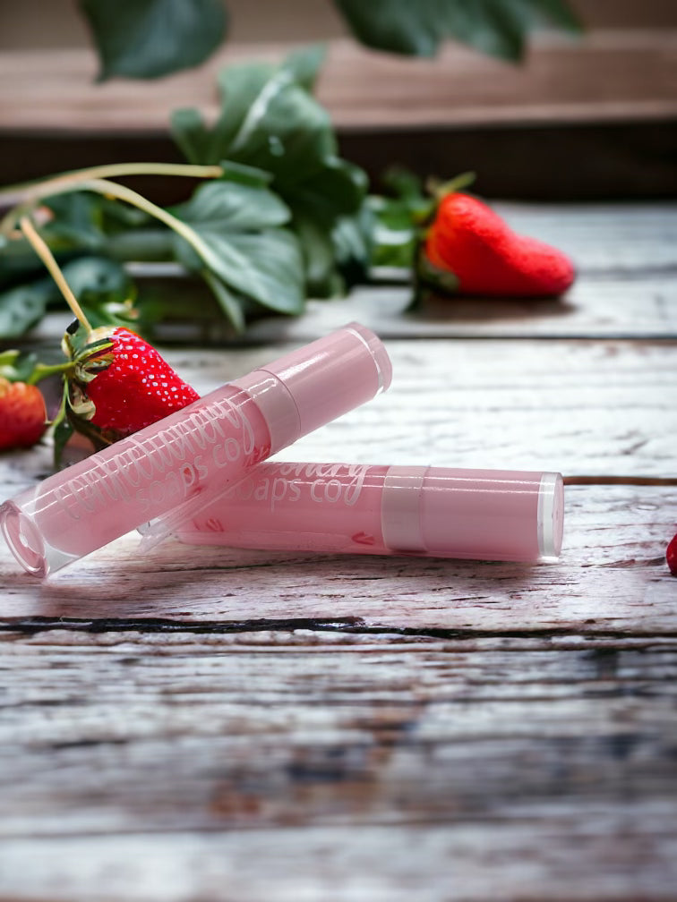 Strawberries & Cream Shining Lip Gloss